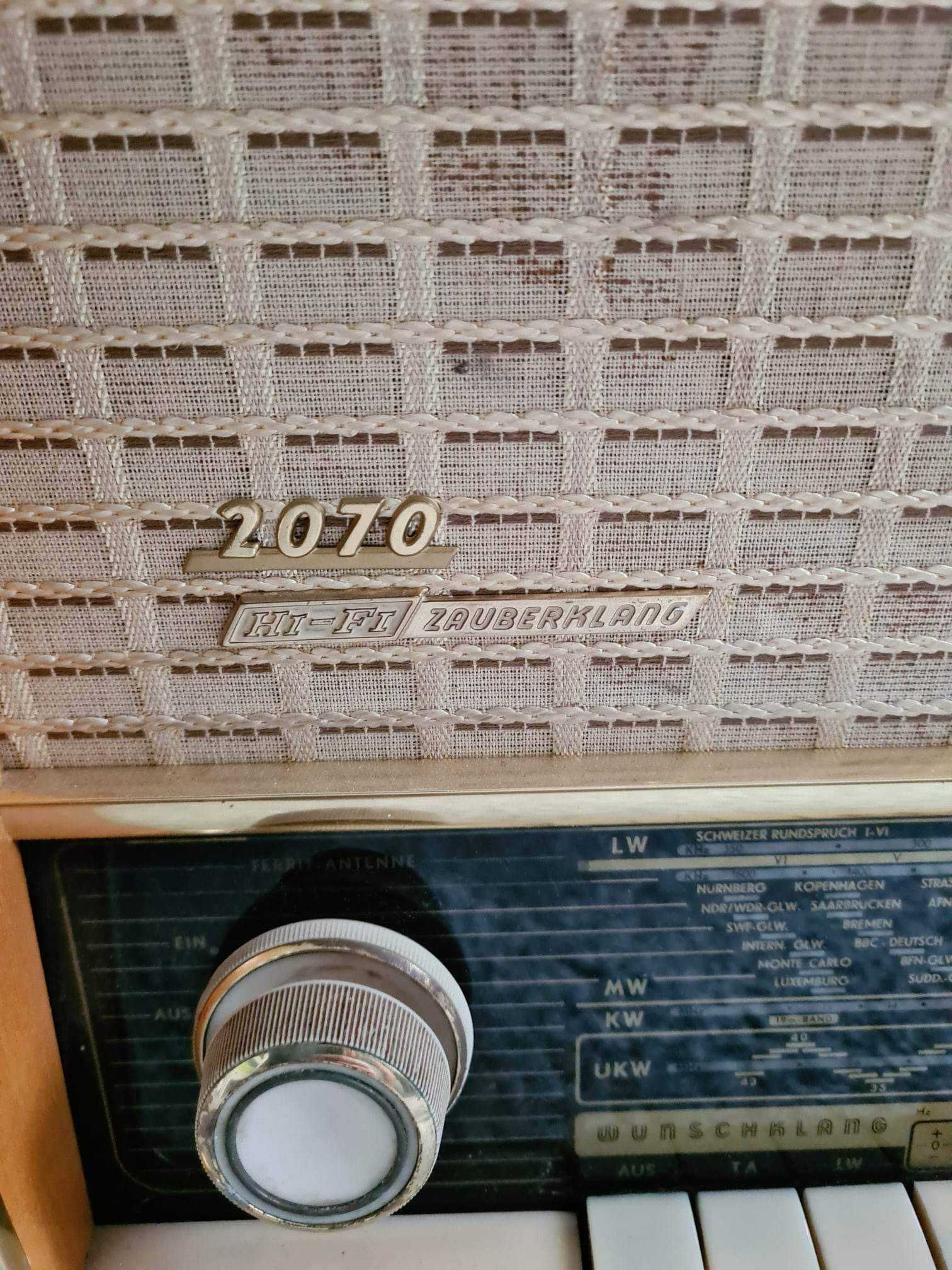 Radio antyk  Grundig 2070 hi-fi