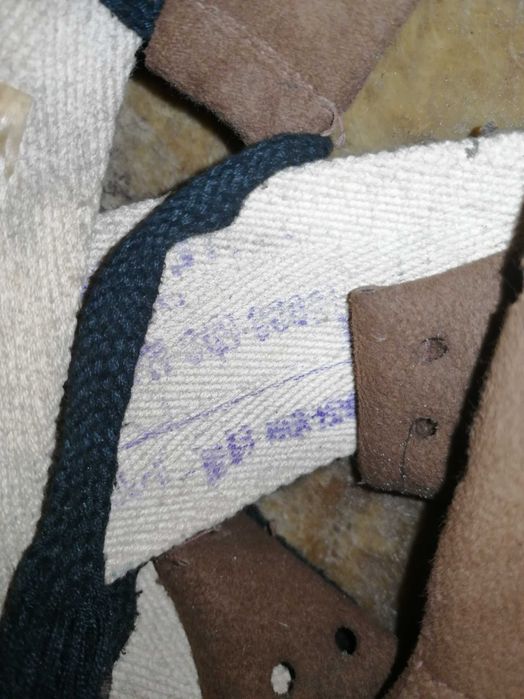 2x Stary kask hełm orzeszek z daszkiem PRL