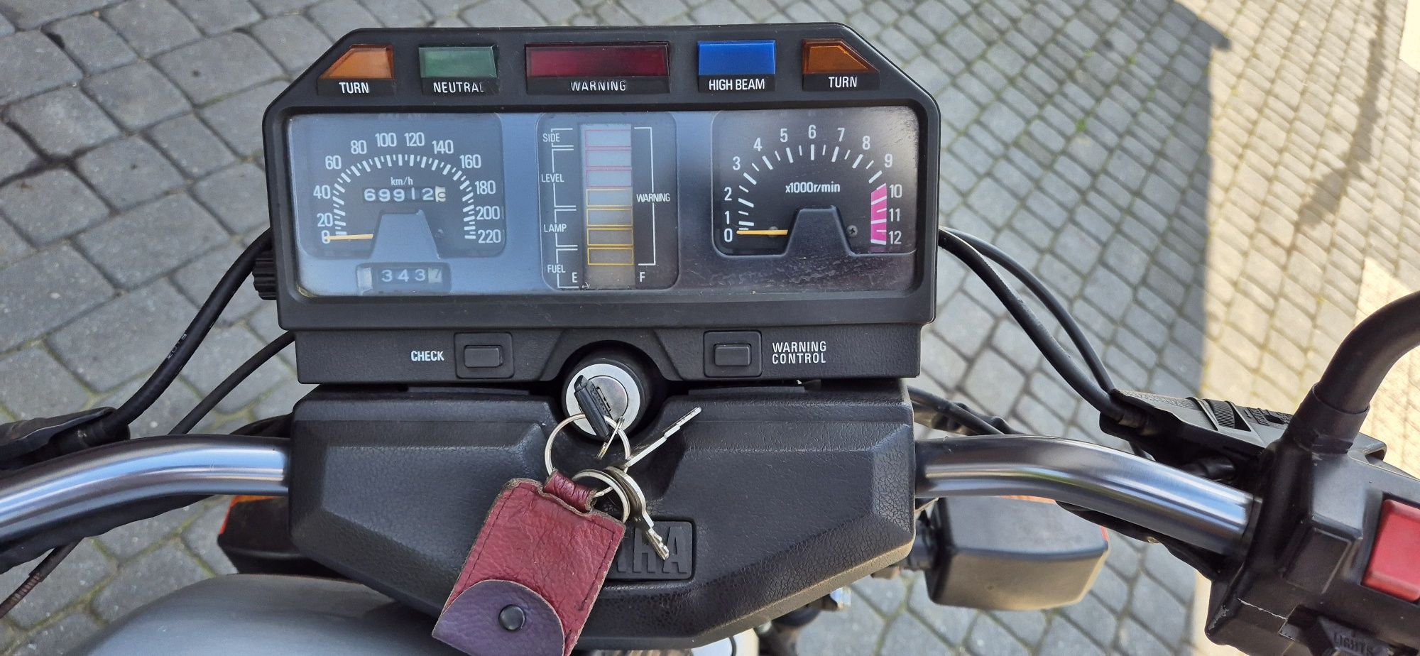 Yamaha X750 seca stan oryginał