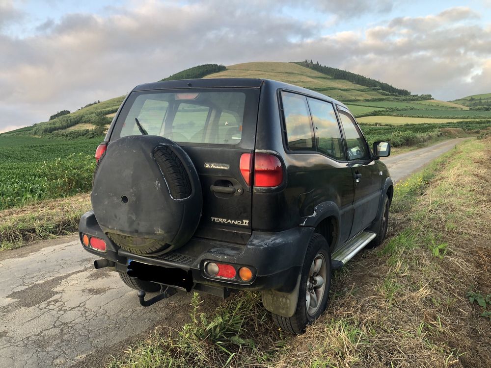 Nissan Terrano II TD 2.7 100cv do Ano 2000
