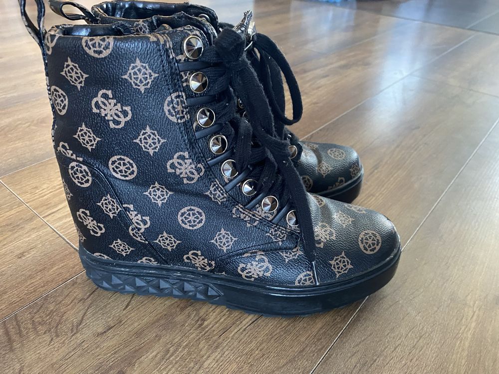 Buty Guess rozmiar 39