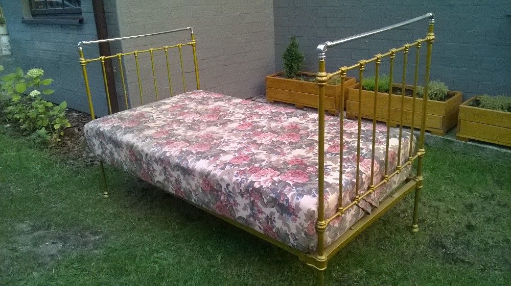 Łóżko dla dziewczynki,łóżeczko 