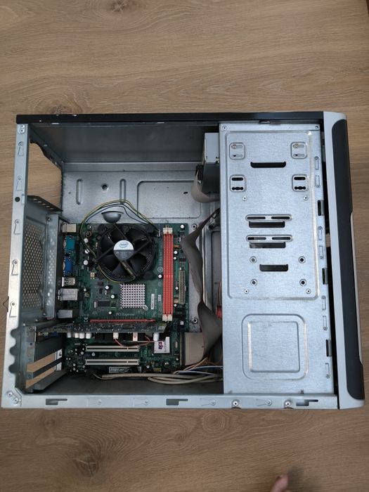 Vendo caixa Micro ATX Mithus64284477960067124