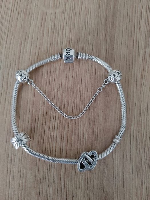Pandora 20,5 cm.