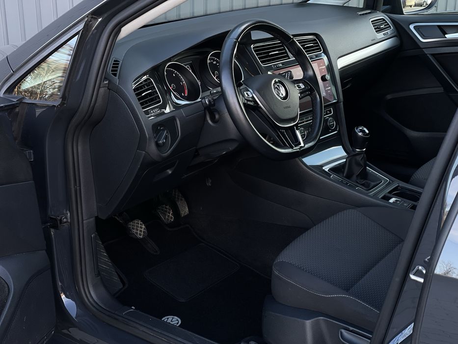 Продам Golf 2018р.  1.6 TDI