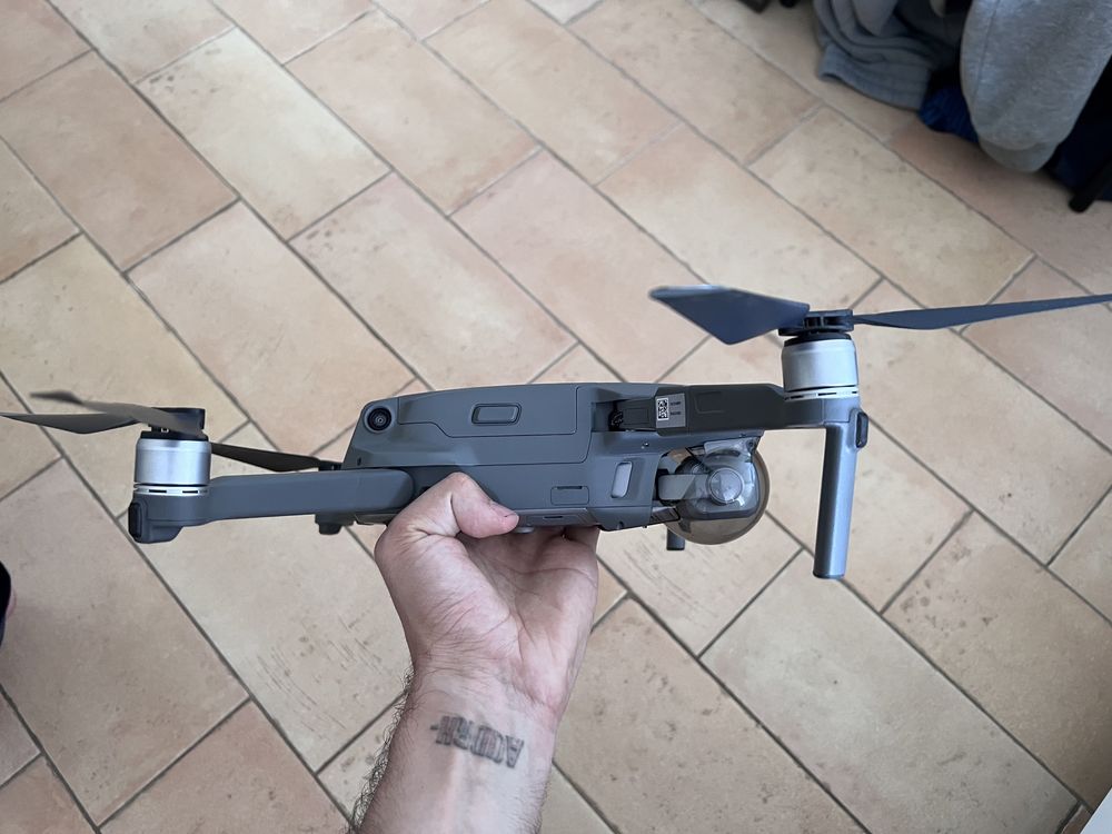 DJI Mavic 2 Pro , квадрокоптер , дрон