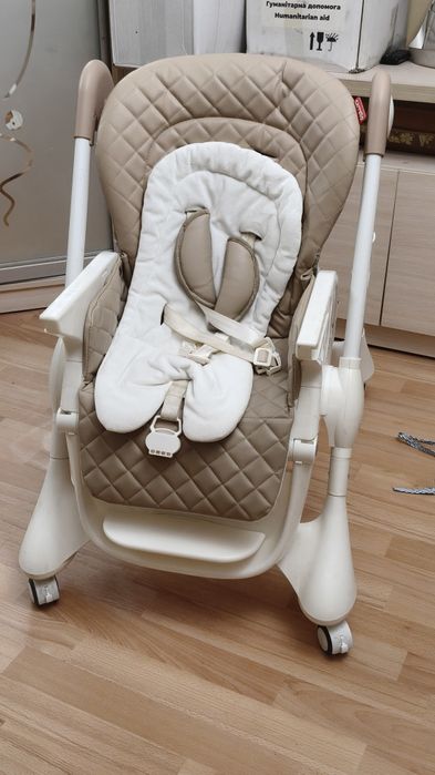 Столик для годування carrello столик для кормления