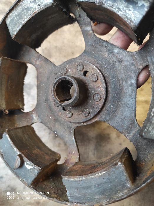 Sprawne Magneto koło zamachowe WSK 125 ZMD 14.123