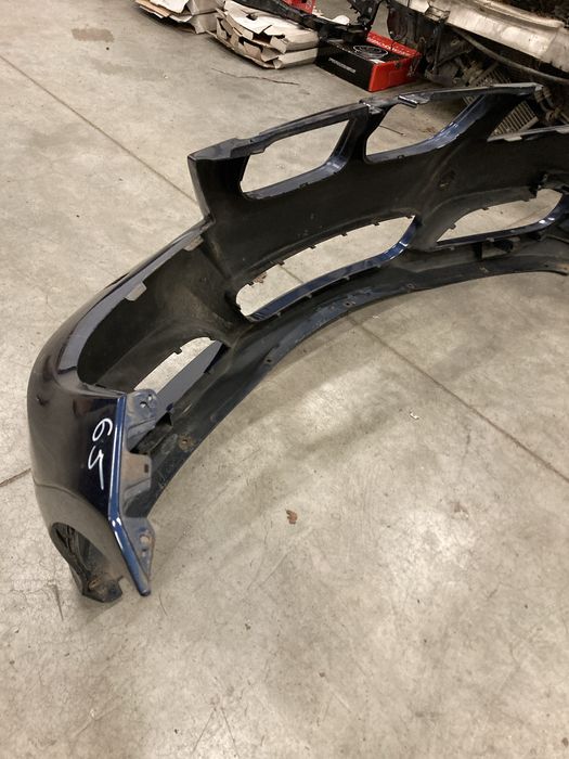 Zderzak przedni przód bmw e90