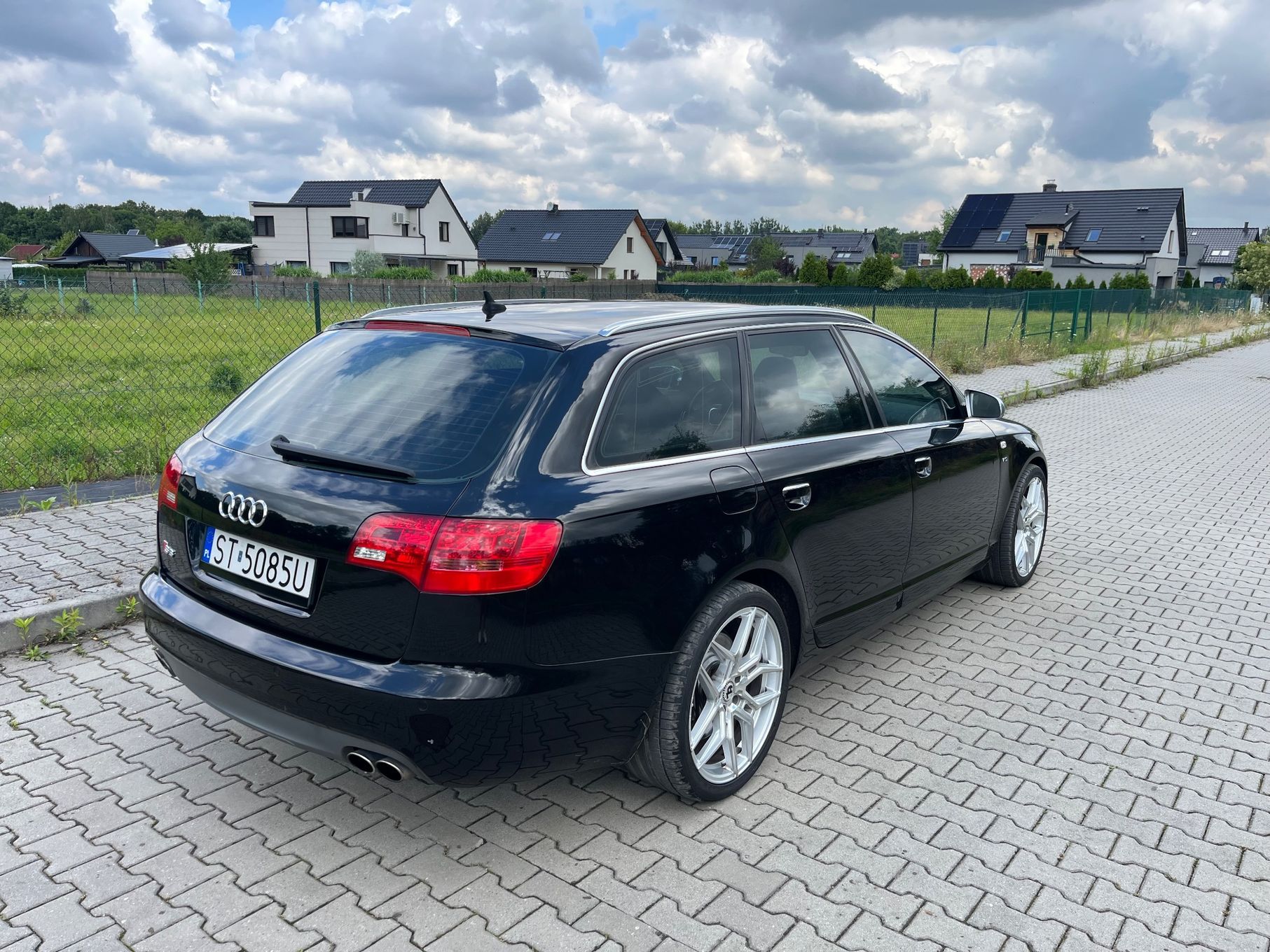 Audi S6 S6 Avant V10 5.2 FSI 435 KM Carbon Felgi 19