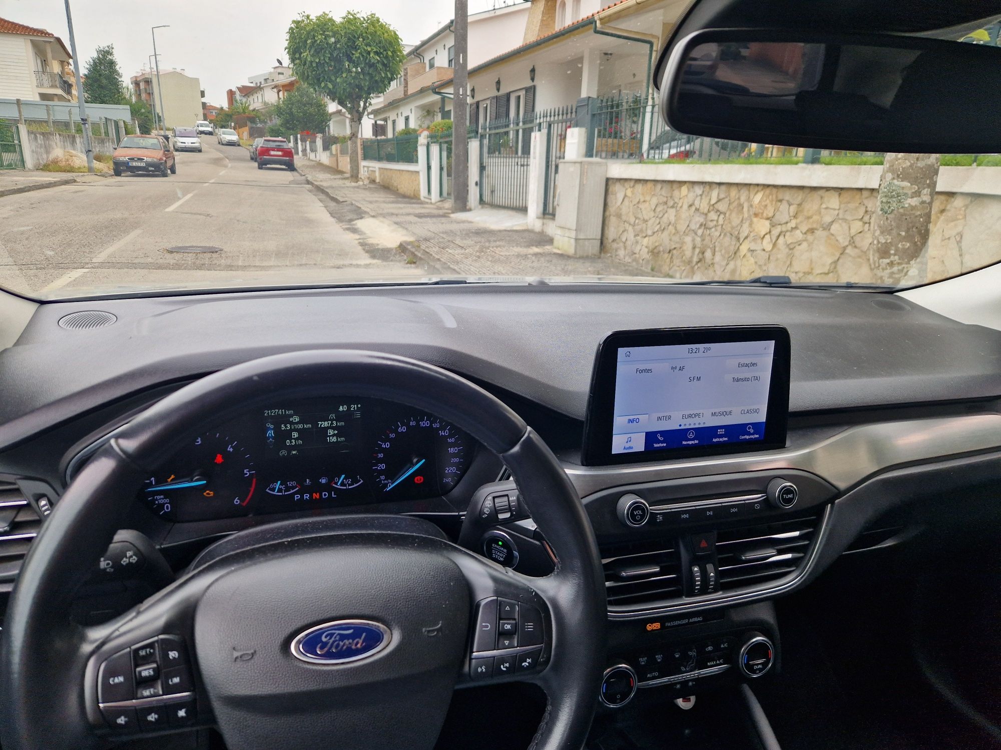 Ford Focus 1.5 tdci 120cv 2020 com bola de reboque