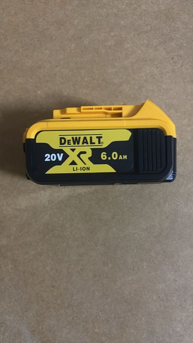 !!!DeWalt 6ah !!!
