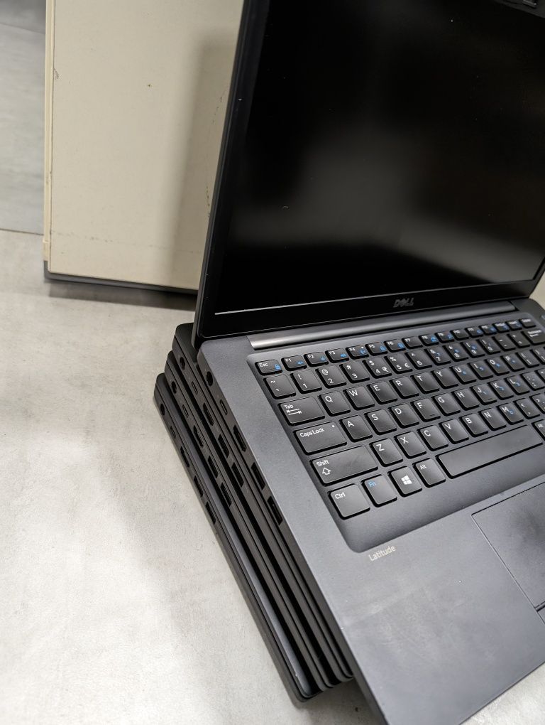 Ноутбуки Dell Latitude 7480 з 16ГБ ОЗУ  є 300шт