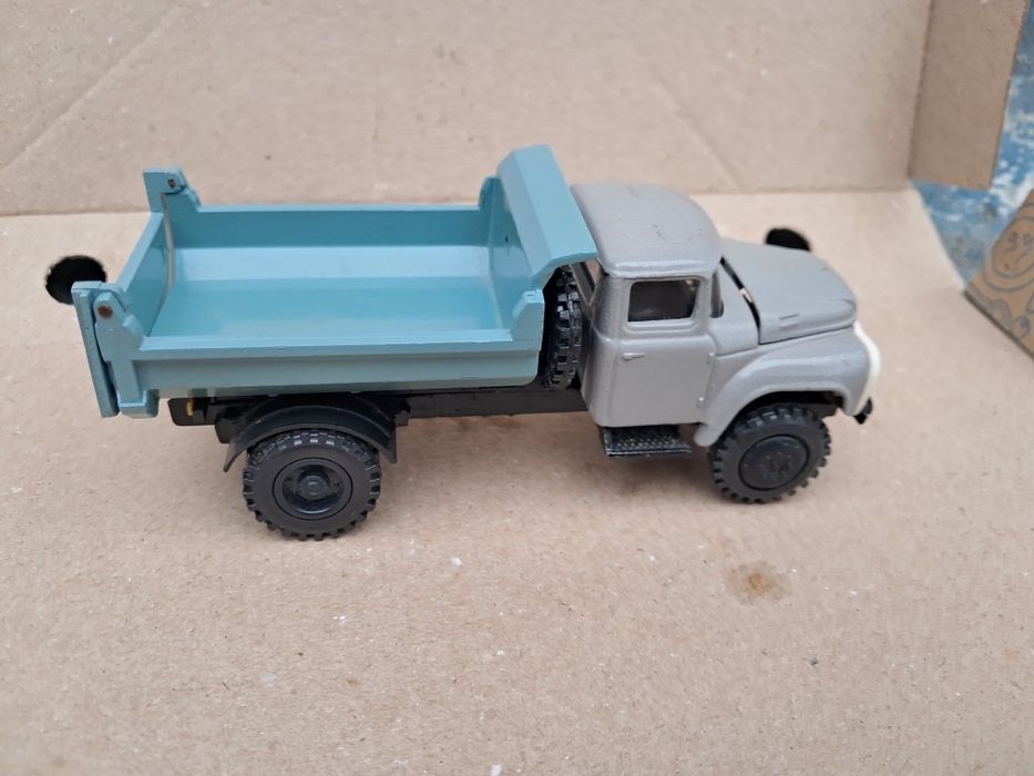 Машинка моделька ссср