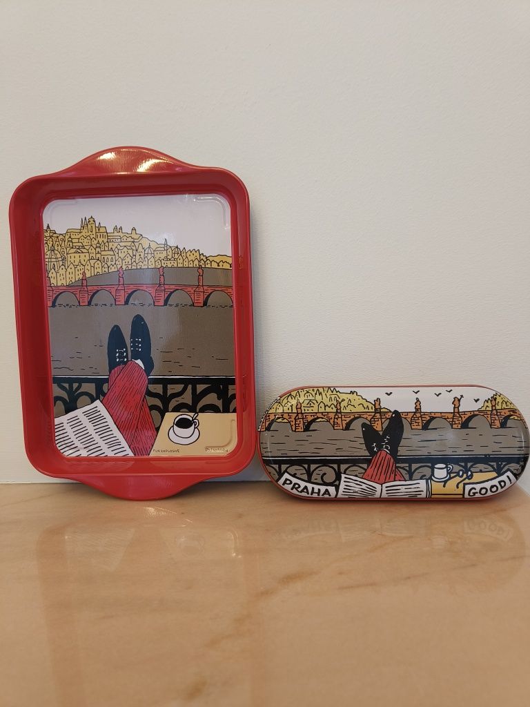 Etui i tacka. Czechy i Praga.