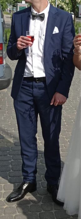 Garnitur- Marynarka ze spodniami r L