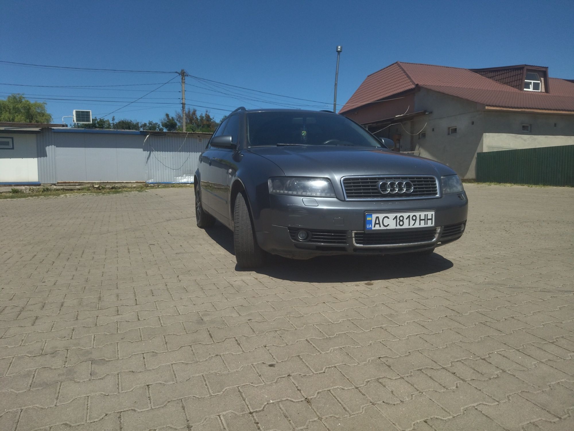 Ауді а4б6 2002 рік