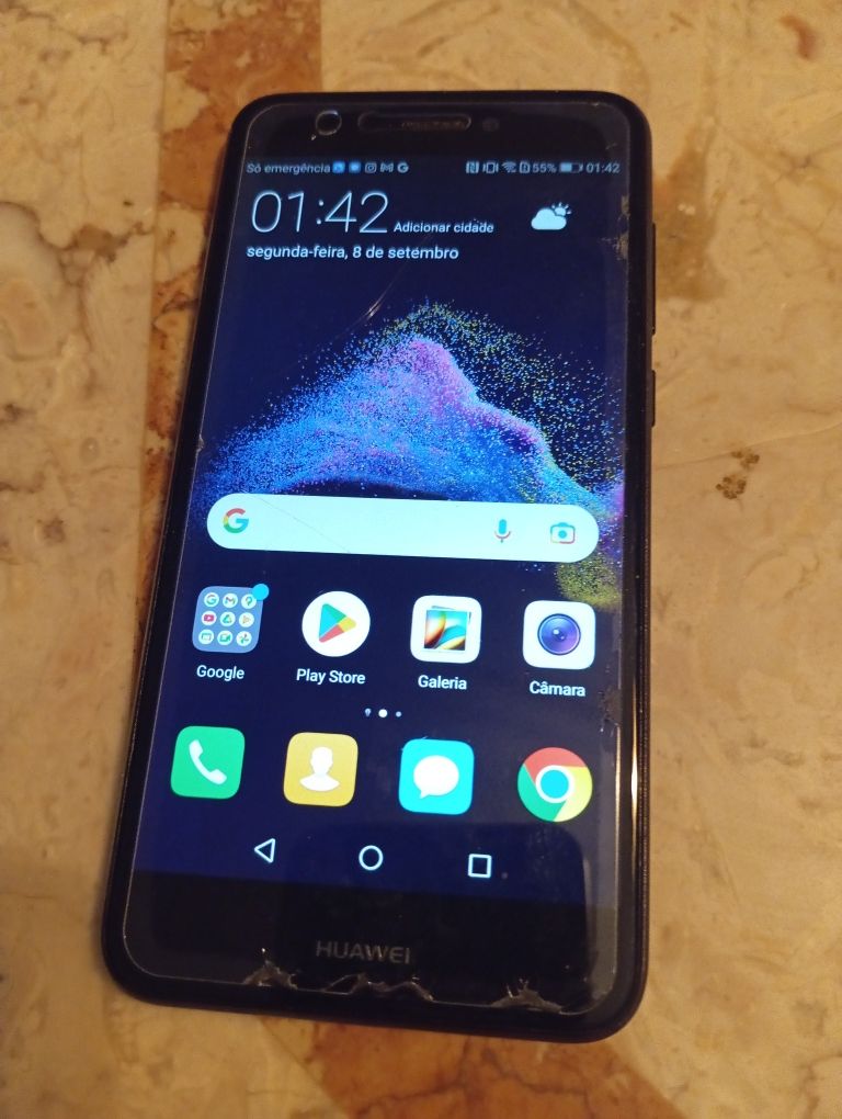 Huawei P8 Lite 2017 em bom estado.
Ecrã de 5.2’’ com cores nítidas e