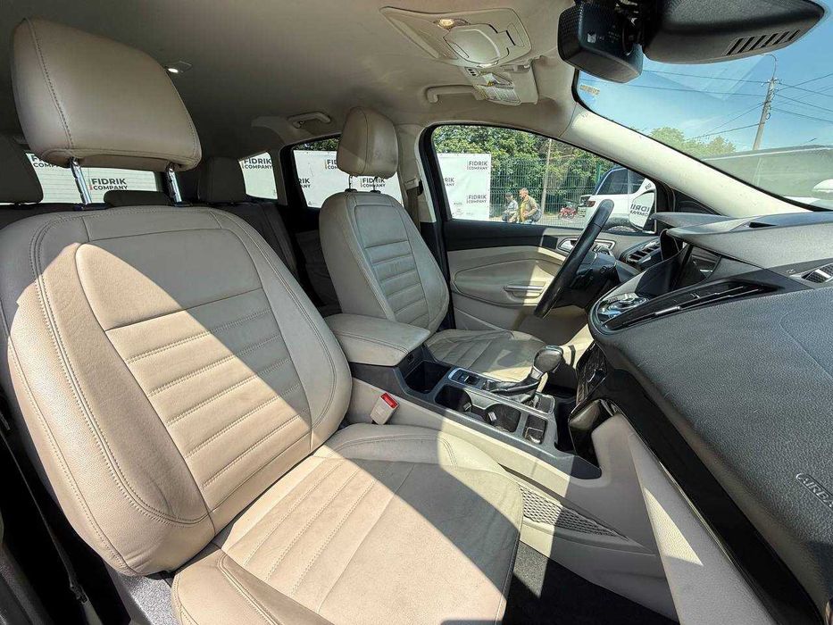 Ford Escape TITANIUM 2017