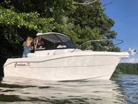 Cortina 480 Pilothouse - nowa łódź motorowa mboats