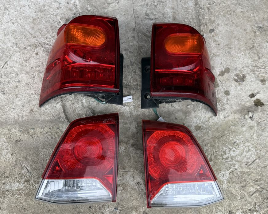 Задні ліхтарі Оригінал Toyota Land Cruiser 200 2011 , задние фонари