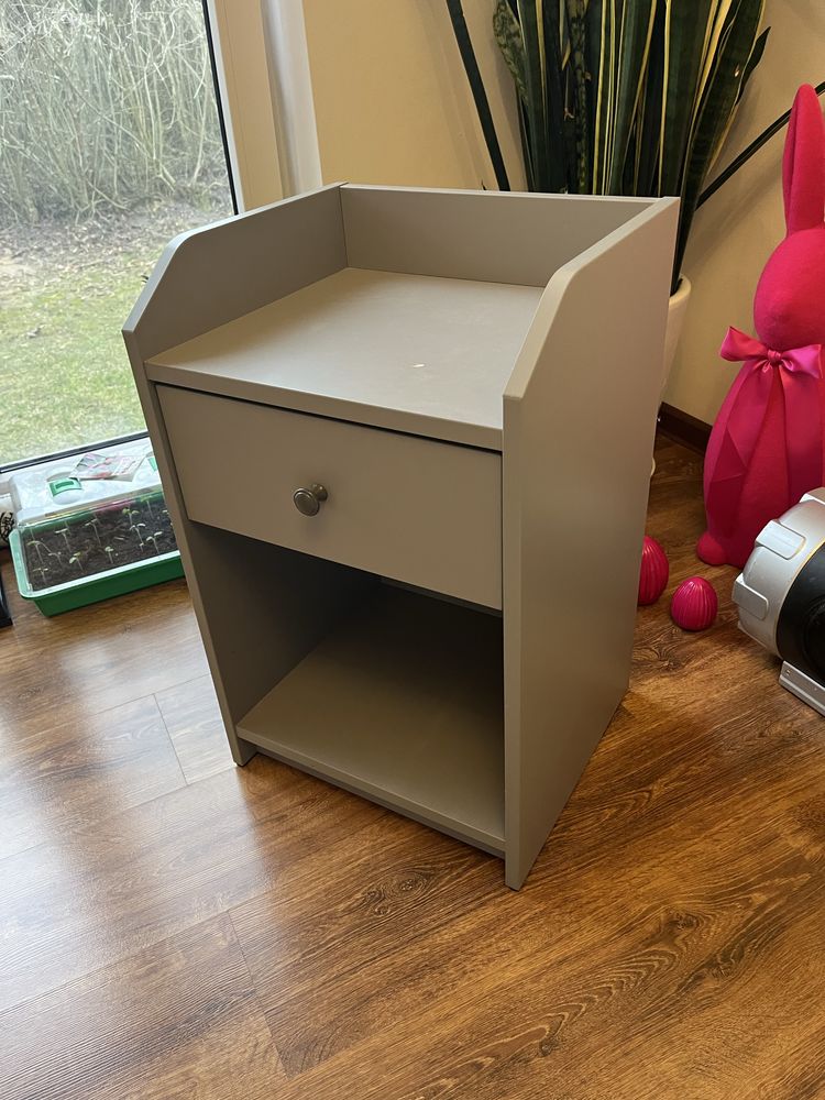 Stolik nocny szary IKEA Hauga 404.889.61