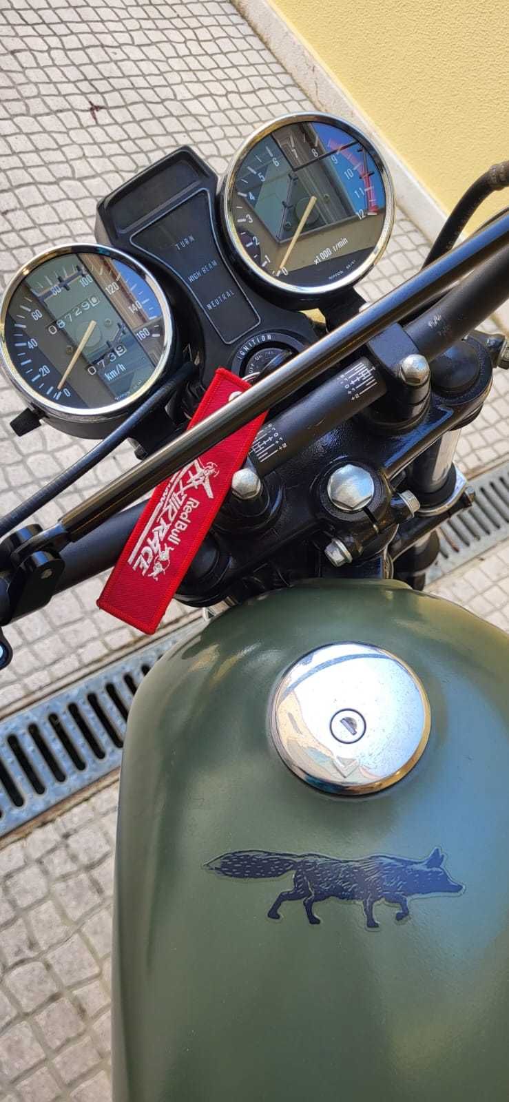Vende-se Suzuki GN250 - Clássica de 1992 (custom cafe racer)!