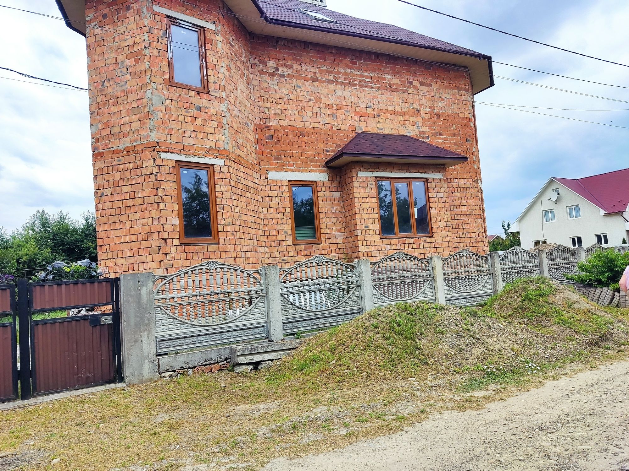 Продаються 2 БУДИНКИ ПО ЦІНІ ОДНОГО в Новий Кіселів!