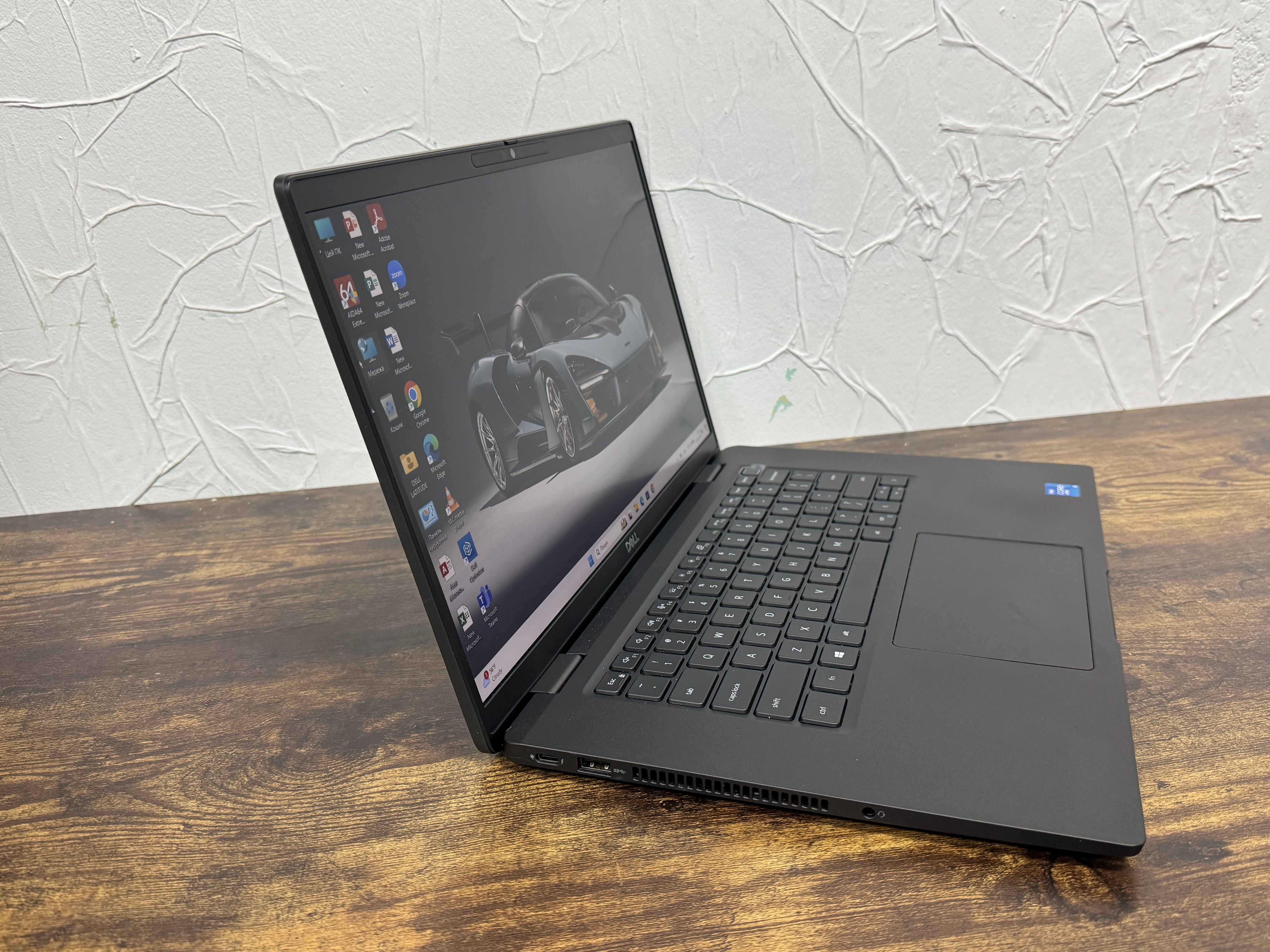 Dell Latitude 7520 - i5-1145G7, 16GB RAM, 512GB SSD, 15.6" Full HD