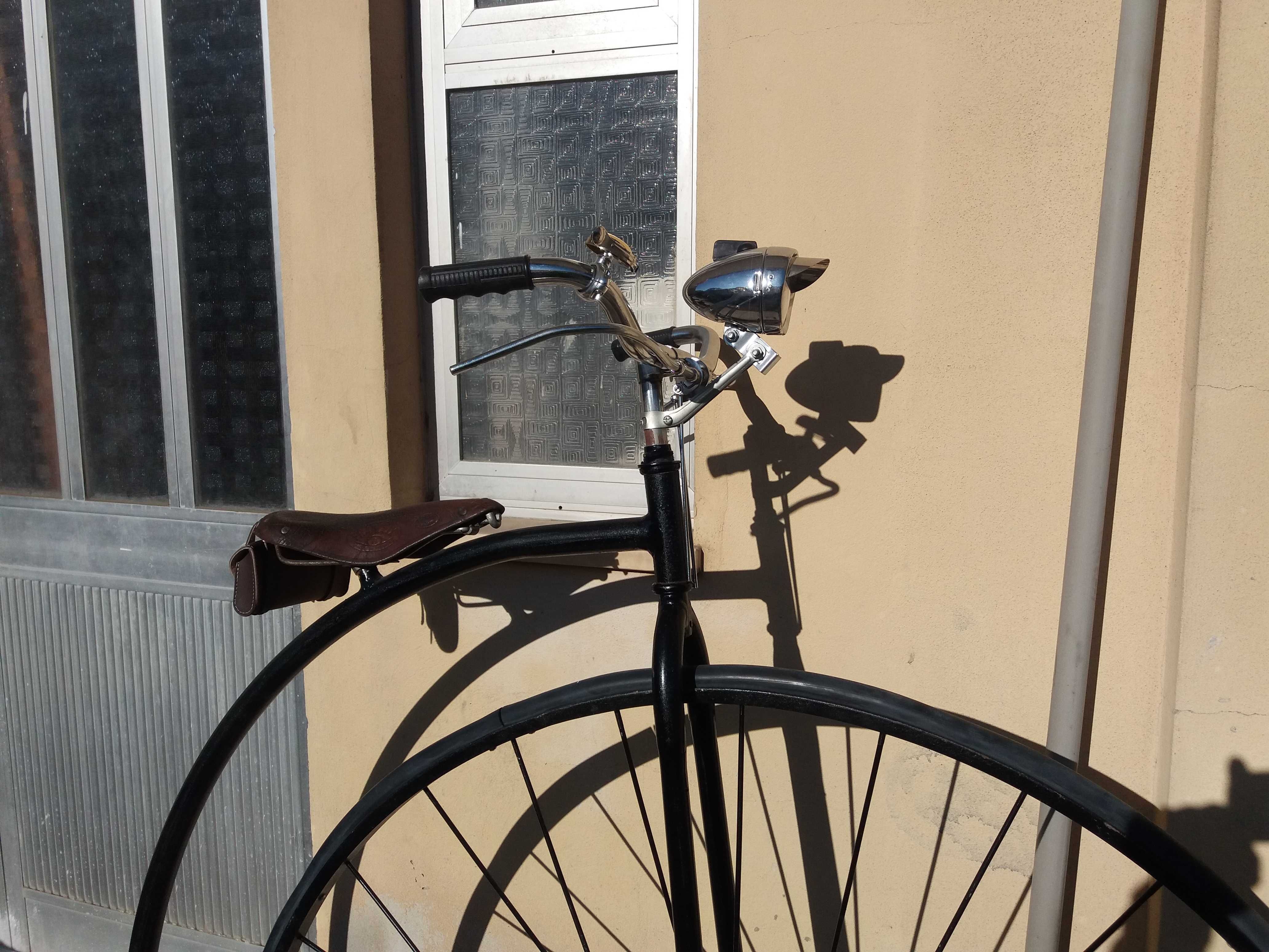Bicicleta Antiga Penny Farthing para Decoração e coleção