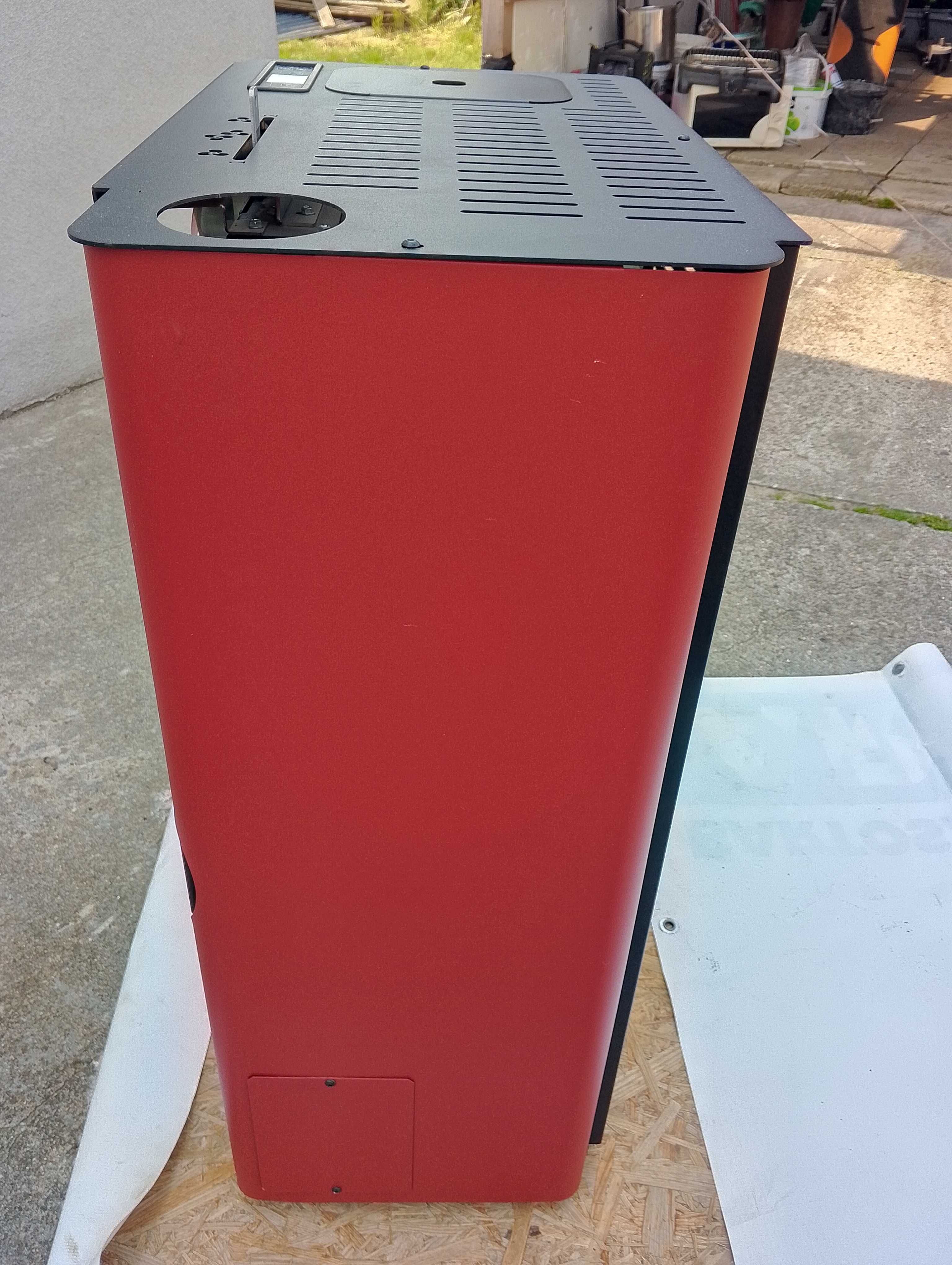 Piec-kominek na pellet Nella new 9kw 3 nadmuchy