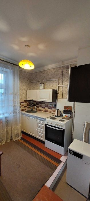 Продам квартиру в с.Хролин