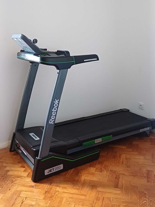 Vendo passadeira REEBOK