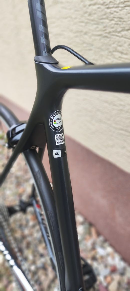 Giant TCR ADVANCED 2 2021 full Carbon pełna grupa 105 koła DT Swiss