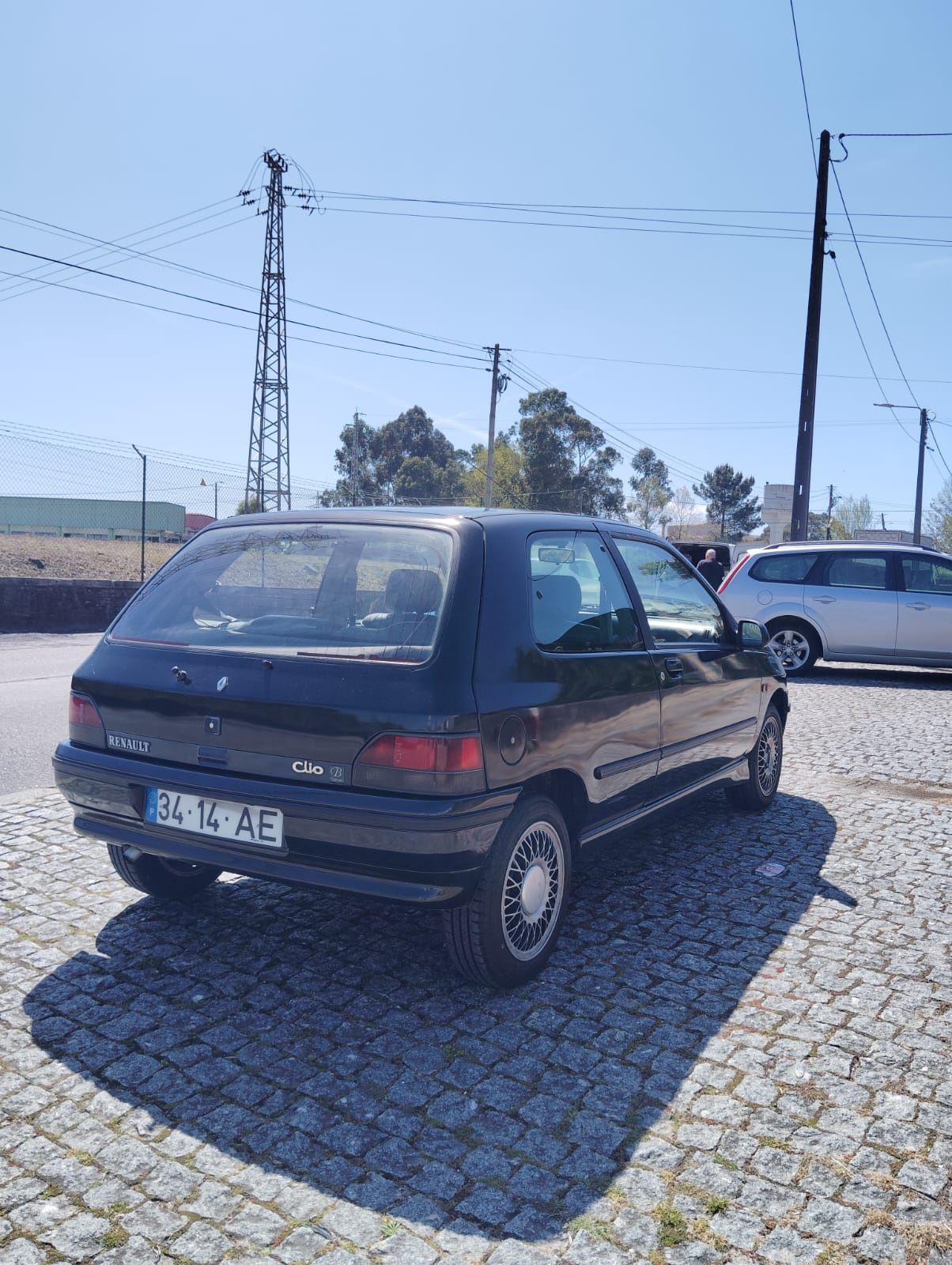 Renault baccara 1.4 3 portas