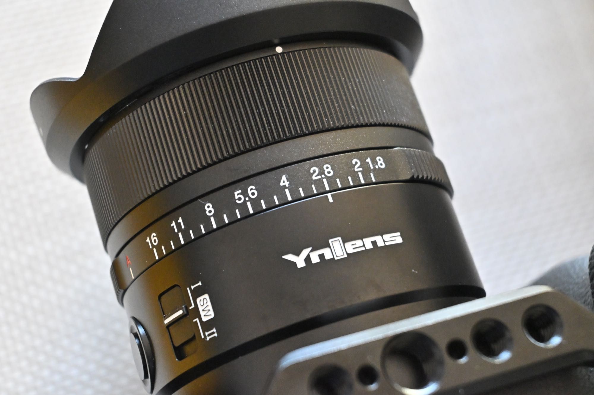 Lente Objetiva para Sony YN 11mm 1.8