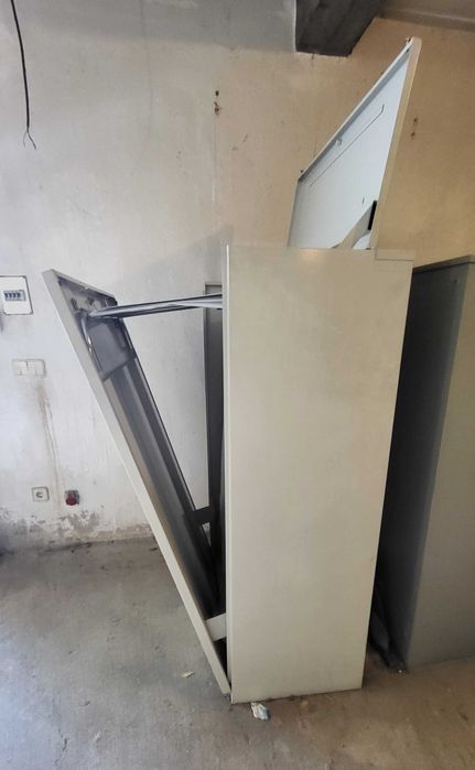 2 (dois)  arquivos metálicos verticais de desenhos tamanho A0