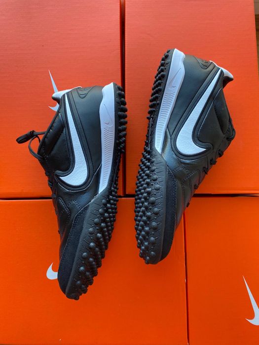 Сороконіжки Nike Premier IV