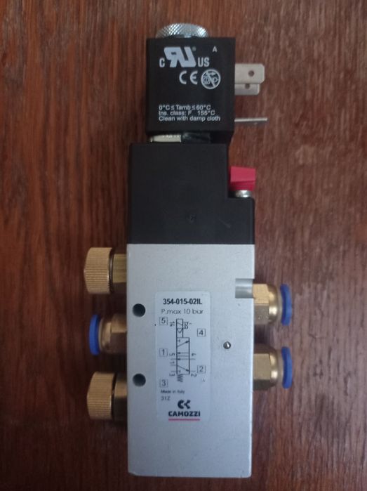 Пневморозподільник Camozzi 354-015-02IL