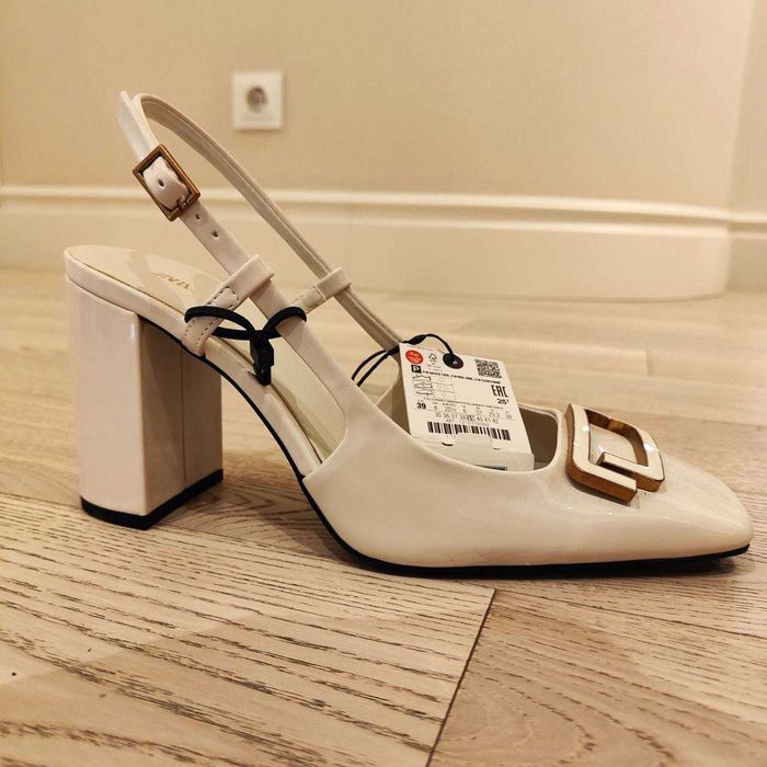 Продаю нові жіночі білі туфлі Zara р.39