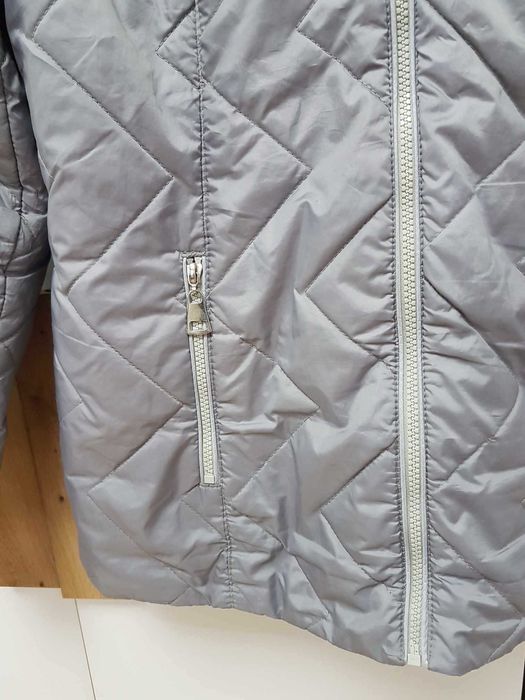 DARIA kurtka  bardzo lekka 44