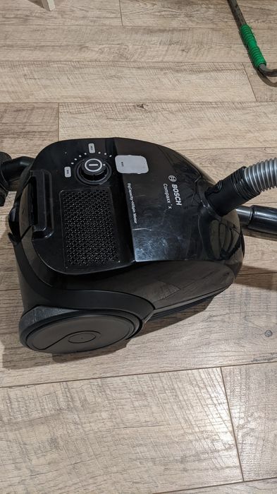 Продам пилосос філіпс