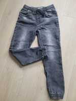 Grafitowe joggersy jeansy Reserved r.152