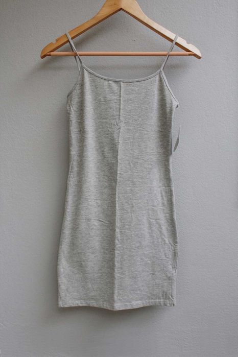 Vestido justo Primark novo
