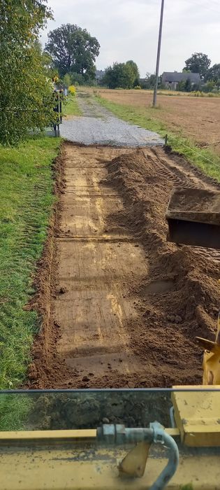 Usługi koparko-ładowarką