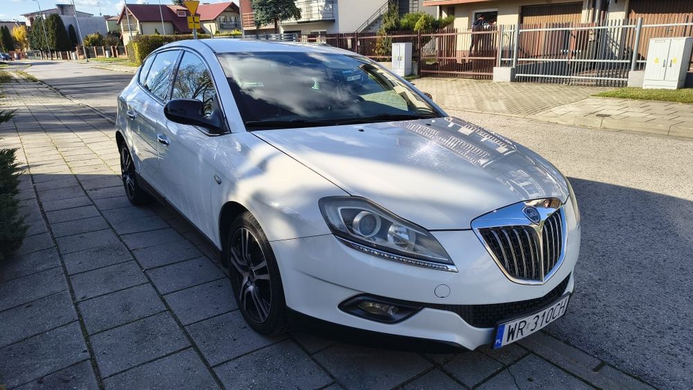 Lancia Delta 1.6 MultiJet 120KM Polecam