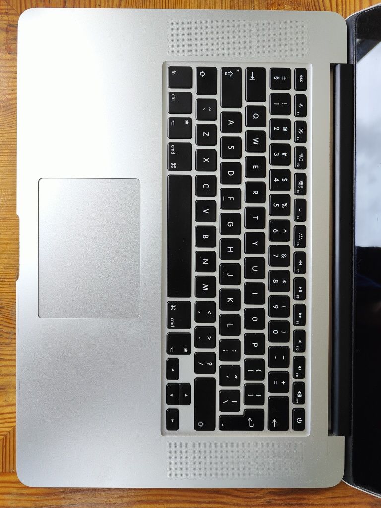 MacBook Pro 15'', i7, 16GB RAM, 512GB, Geforce GT750