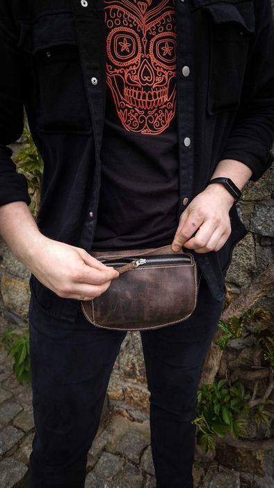 Saszetka unisex Lifestyle wykonana ręcznie ze skóry bydlęcej licowej