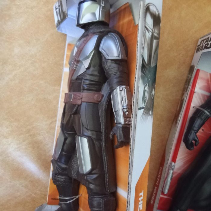 Star wars  mandalorian figura