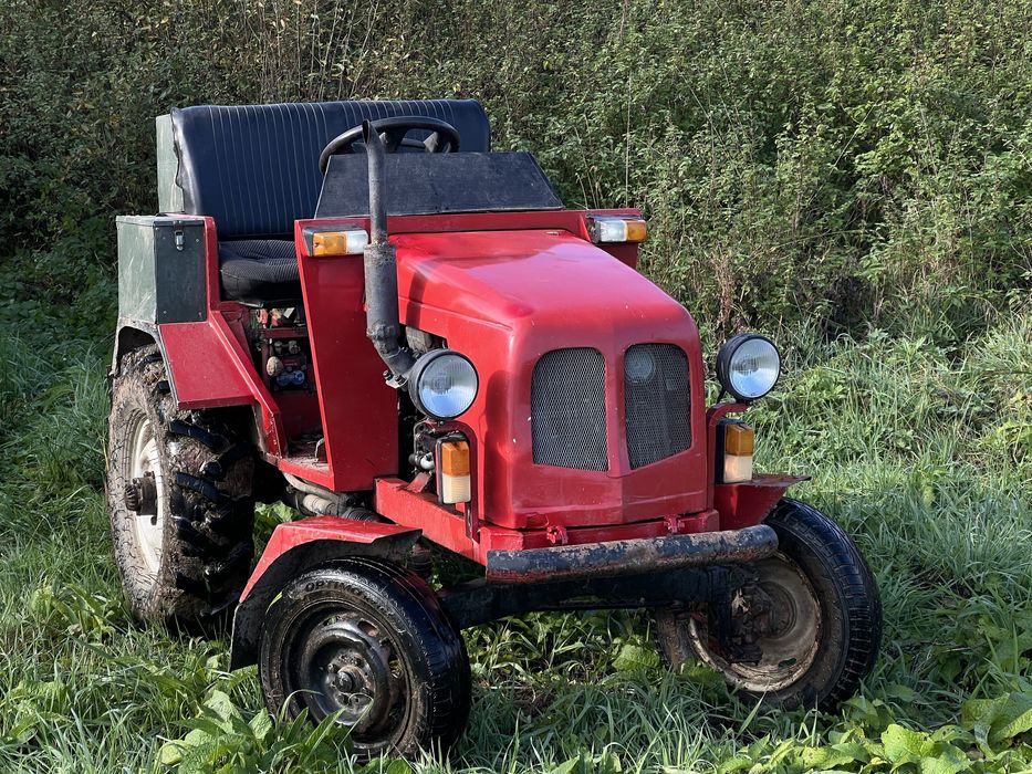 Продам хороший , потужний  економний трактор